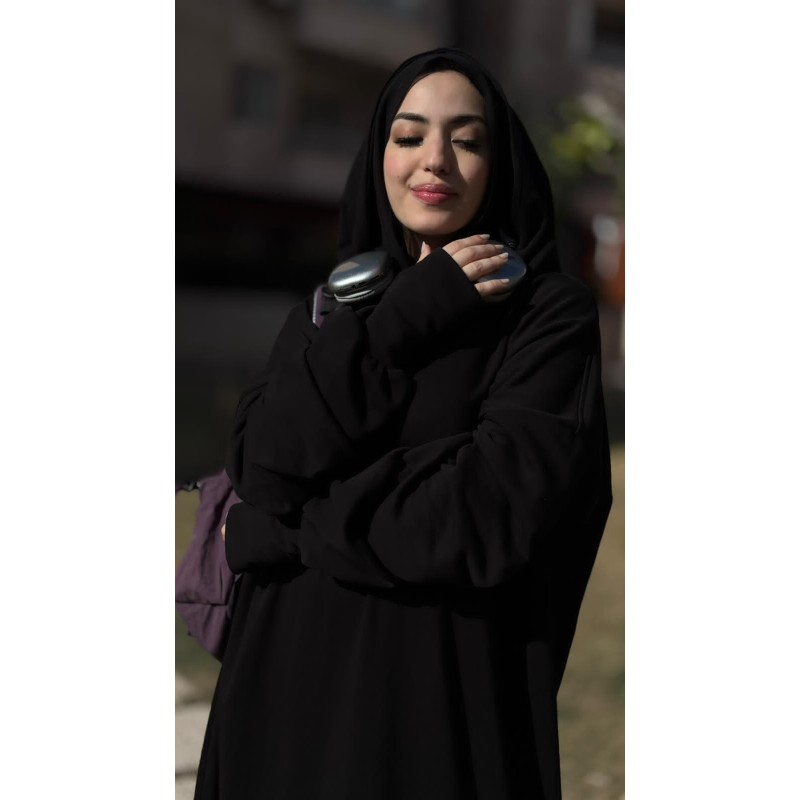 THE LONG BLACK HOODIE