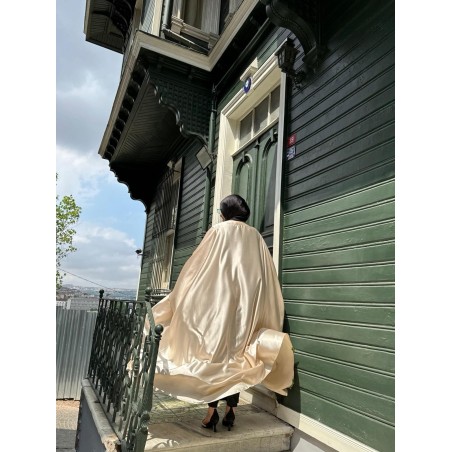 GOLDEN OPEN ABAYA