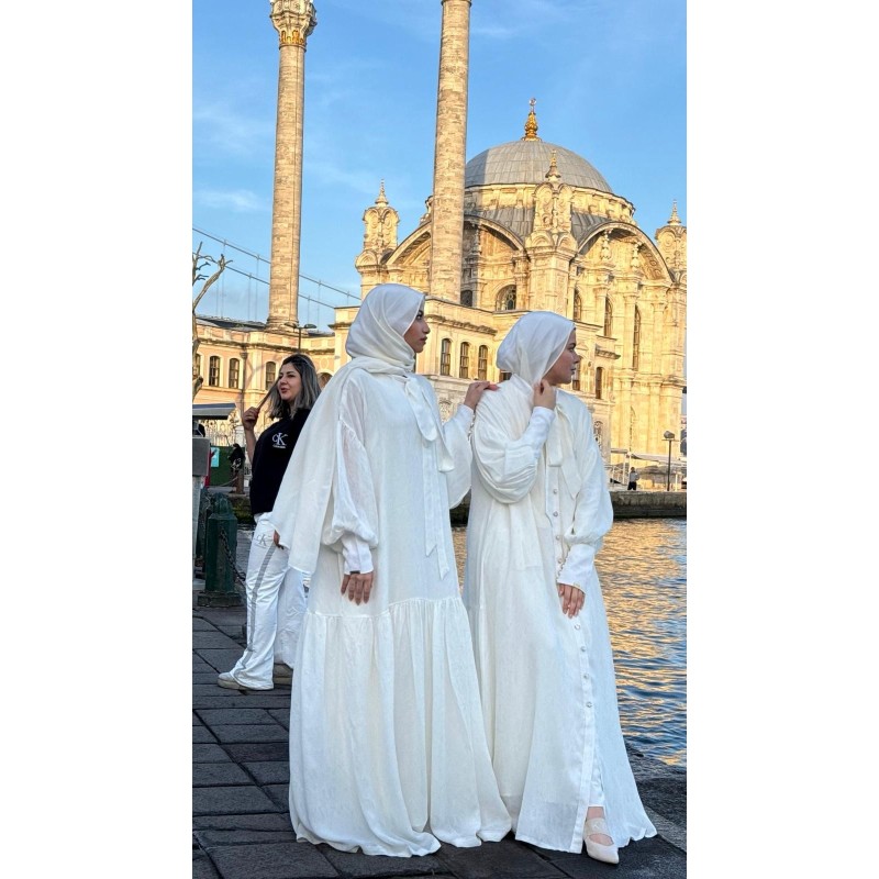 THE ROYAL WHITE DRESS