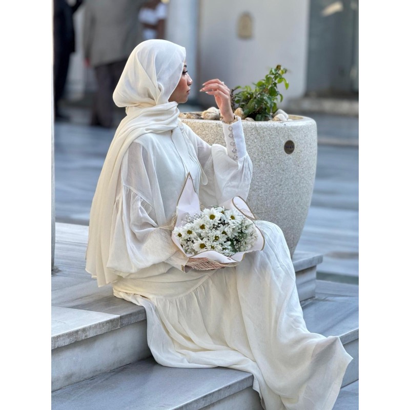 THE ROYAL WHITE DRESS