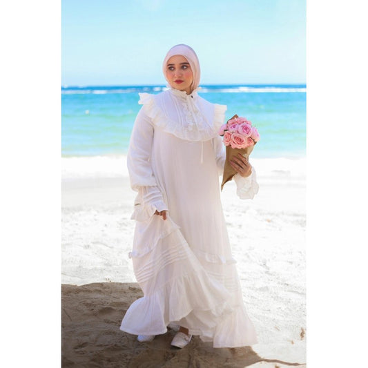 THE VICTORIAN DRESS